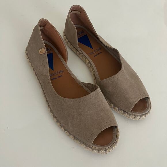 Verbena 'Cruz' Taupe Suede Espadrilles Women's 40 / US 8 Open Toe Slip On Flat - Picture 10 of 10